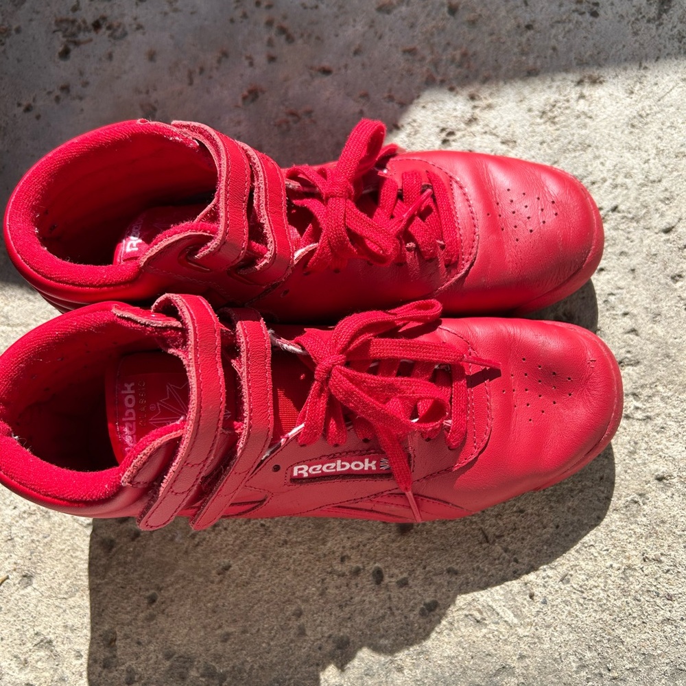 Reebok Freestyle Hi Vibrant Red Sneakers ❤️💋 - Picture 8 of 12